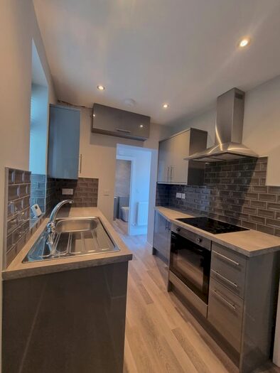 1 Bedroom Flat To Rent In Ashby Road, Scunthorpe, DN16