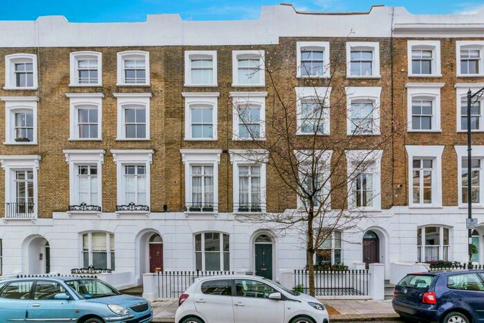 2 Bedroom Flat To Rent In Almeida Street, London, N1