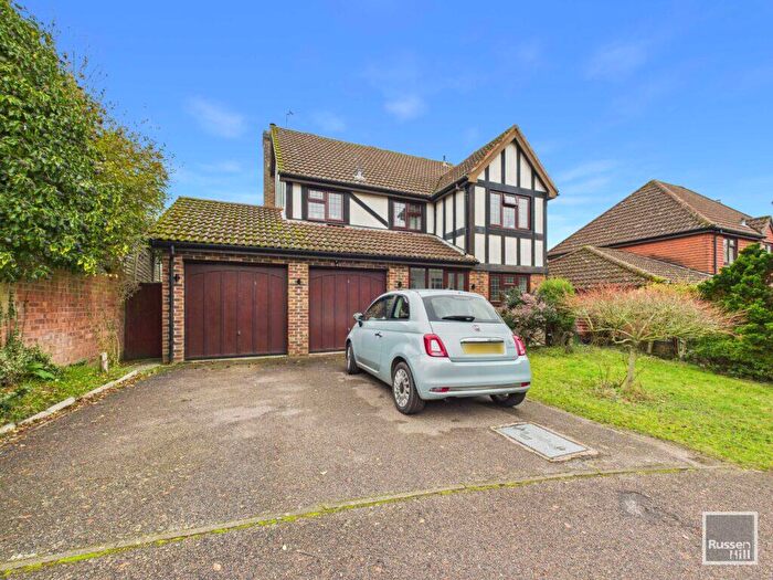4 Bedroom Detached House For Sale In Shepherd Way, Taverham, NR8