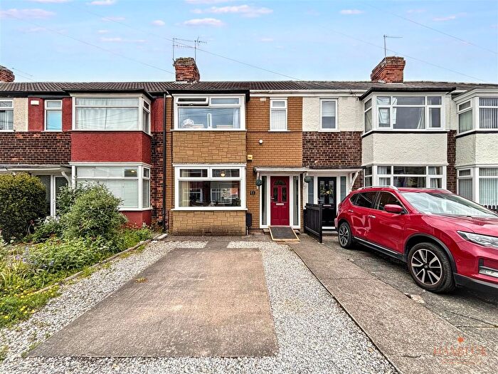 3 Bedroom Terraced House For Sale In Hastings Grove, Hull, HU5