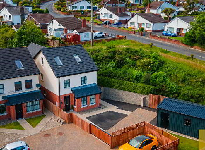 4 Bedroom Detached House For Sale In F Bangor Road, Newtownards, BT23