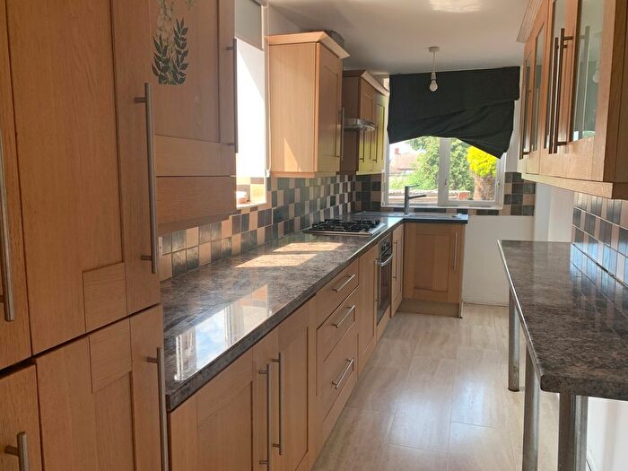 3 Bedroom Semi-Detached House To Rent In Fraser Road, Rotherham, S60