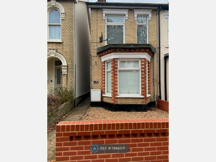 2 Bedroom Semi-Detached House To Rent In Nacton Road, Ipswich, IP3