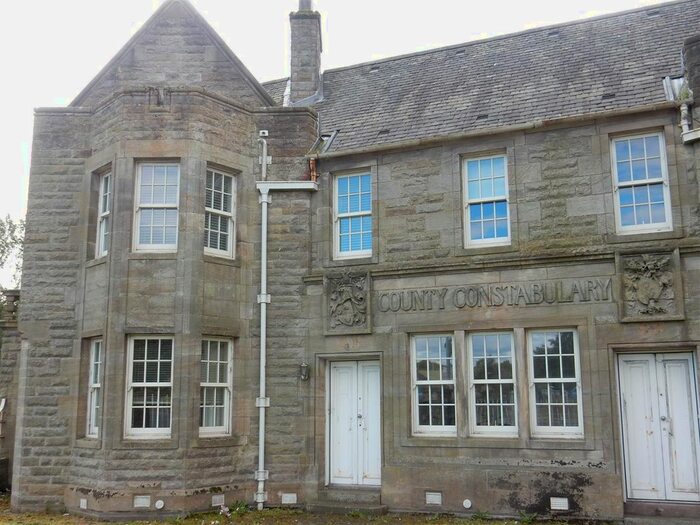 2 Bedroom Flat To Rent In Walkers Court, Newmains, Wishaw, ML2