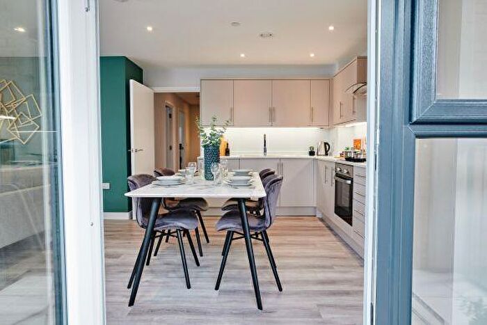2 Bedroom Apartment To Rent In Gatehouse Apartments, Southampton Southampton, SO14