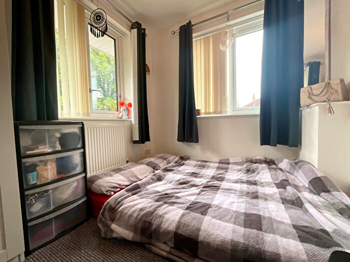 2 Bedroom Bungalow For Sale In Watling Street Road, Fulwood, PR2
