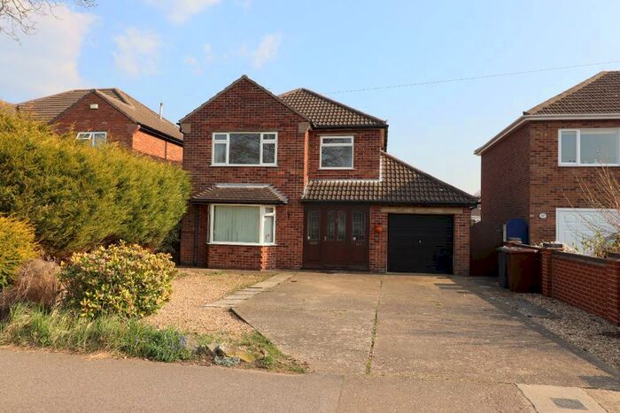 3 Bedroom Detached House To Rent In Hykeham Road, Lincoln, LN6