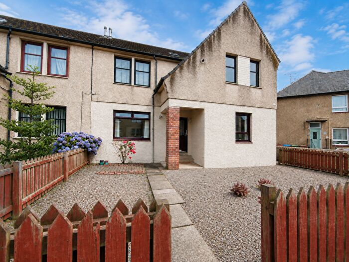 3 Bedroom Flat For Sale In Dryburgh Avenue, Denny, FK6