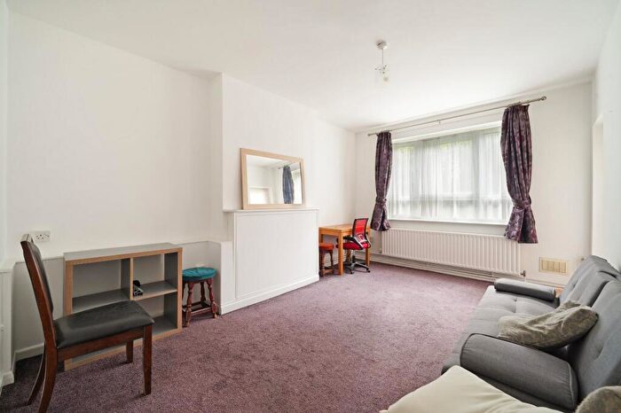 3 Bedroom Flat To Rent In Edgeworth House, Boundary Road, NW8