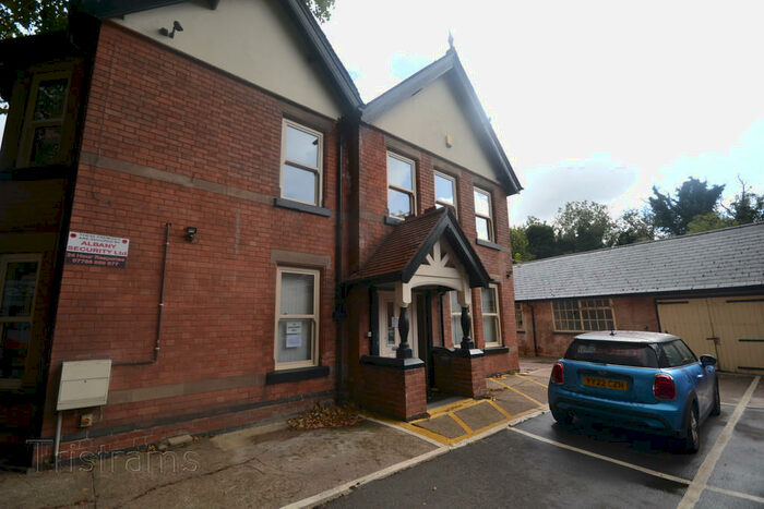 6 Bedroom Detached House To Rent In Castle Boulevard, Nottingham, NG7