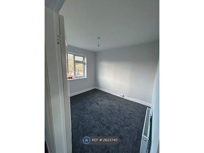 3 Bedroom Terraced House To Rent In Sherwood Street, Leicester, LE5