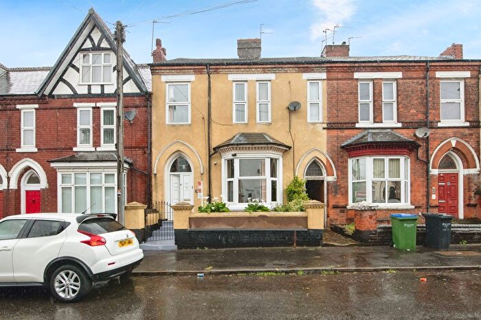4 Bedroom Terraced House For Sale In Hope Street, West Bromwich, B70