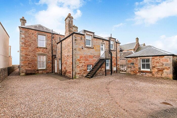 2 Bedroom Flat For Sale In High Street, Earlsferry, Elie, KY9
