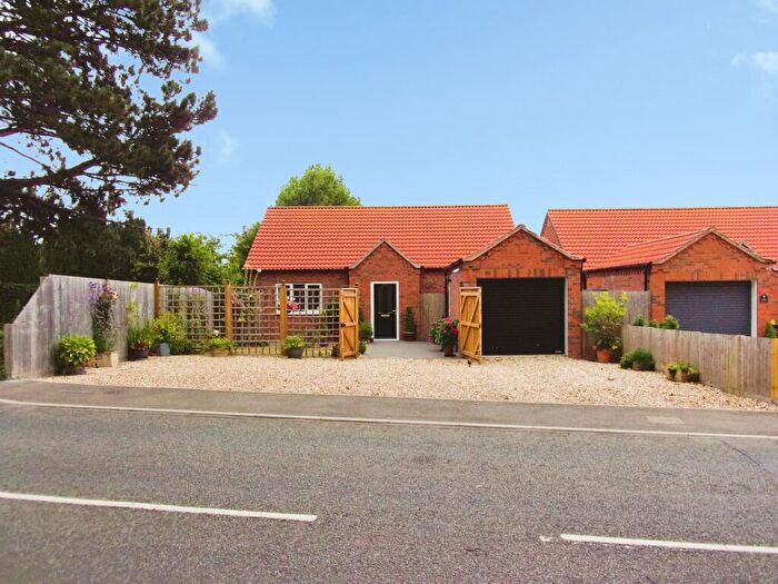 3 Bedroom Detached Bungalow For Sale In Boston Road, Spilsby, PE23