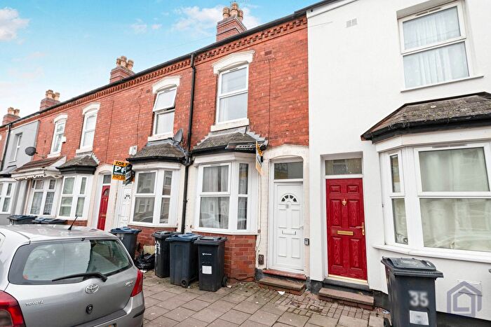 3 Bedroom Terraced House For Sale In , Reginald Road, Birmingham, B8