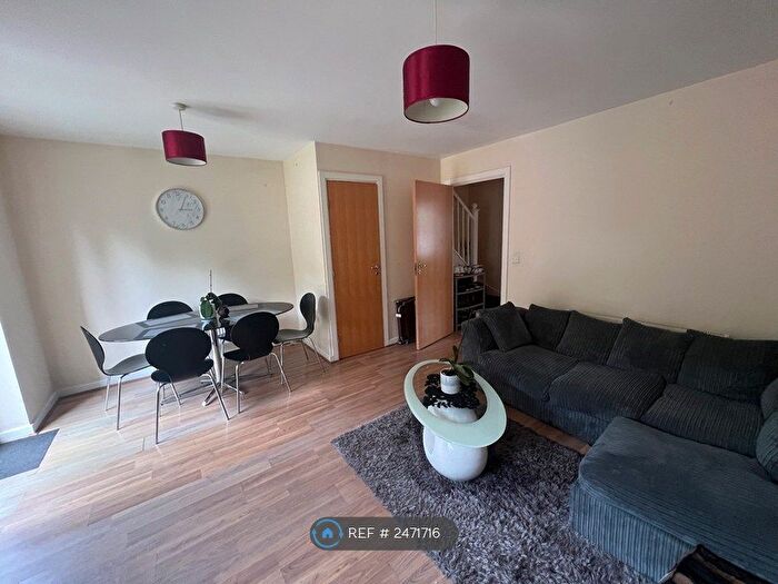 5 Bedroom Terraced House To Rent In Larchmont Road, Leicester, LE4