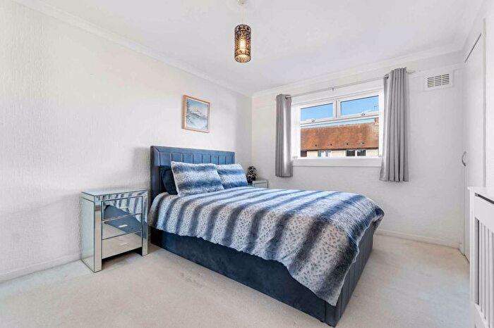 3 Bedroom End Of Terrace House For Sale In Glendale Crescent, Ayr, KA7