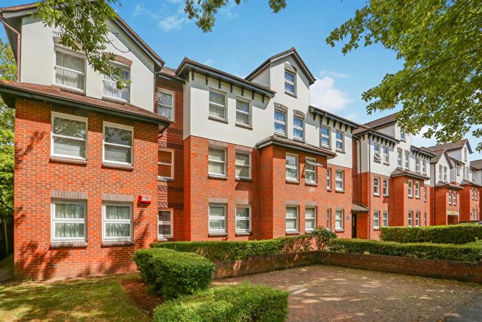 Studio For Sale In Overton Road, Sutton, SM2