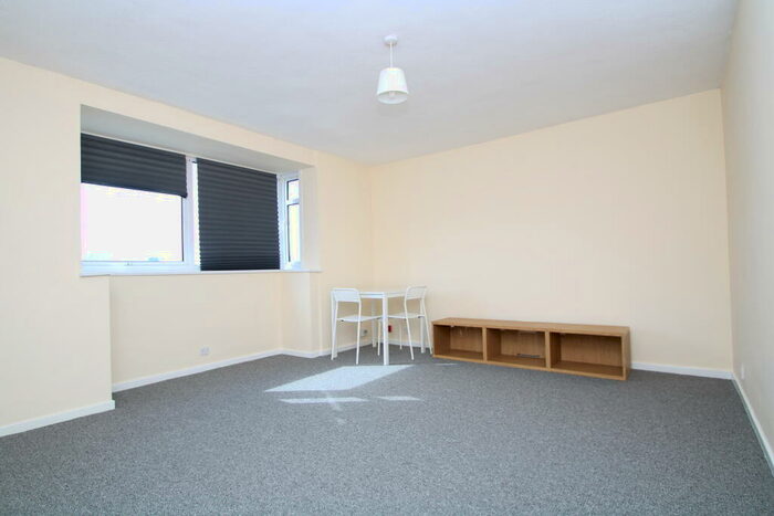 1 Bedroom Apartment To Rent In Canning Road, Croydon, CR0