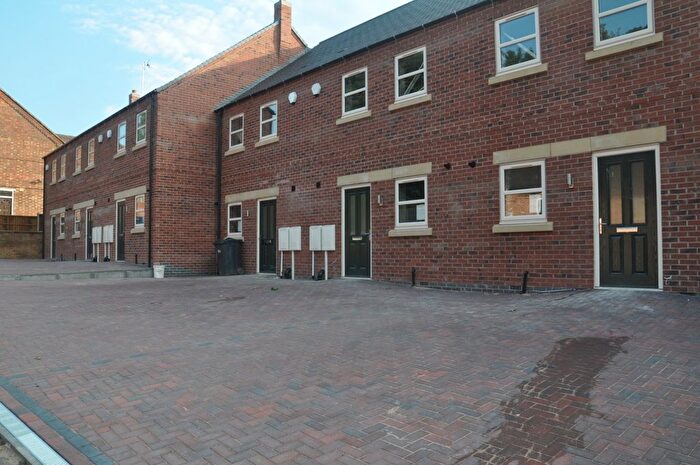 3 Bedroom End Of Terrace House To Rent In Scalpcliffe Road, Burton-On-Trent, Staffordshire, DE15