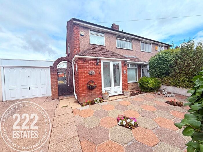 3 Bedroom Semi Detached House For Sale In Somerset Way, Woolston, Warrington, WA1