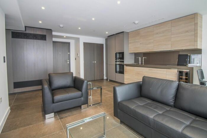 1 Bedroom Flat To Rent In Chronicle Tower, City Road, London, EC1V