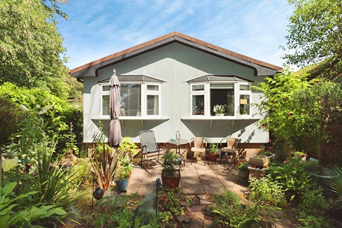 2 Bedroom Property For Sale In Cleevewood Park, Cleeve Wood Road, Bristol, BS16