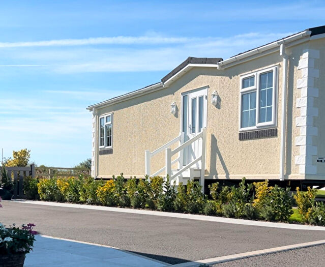 2 Bedroom Park Home For Sale In Darlington, County Durham, DL2