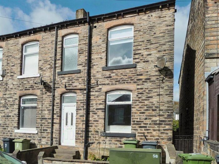 1 Bedroom Terraced House To Rent In Oak Road, Bradley, Huddersfield, HD2