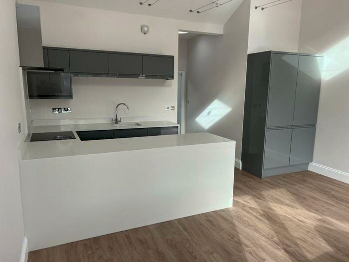 1 Bedroom Bungalow To Rent In The Glade, Enfield, EN2