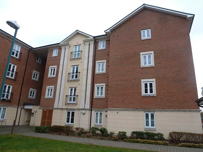 2 Bedroom Flat To Rent In Brunel Crescent, Whitehouse Road, Swindon, SN2