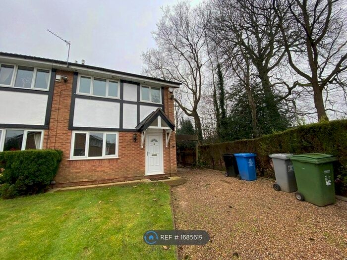 3 Bedroom Semi-Detached House To Rent In Tweed Close, Altrincham, WA14