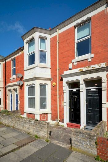 2 Bedroom Flat To Rent In Hazelwood Avenue, Newcastle Upon Tyne, NE2