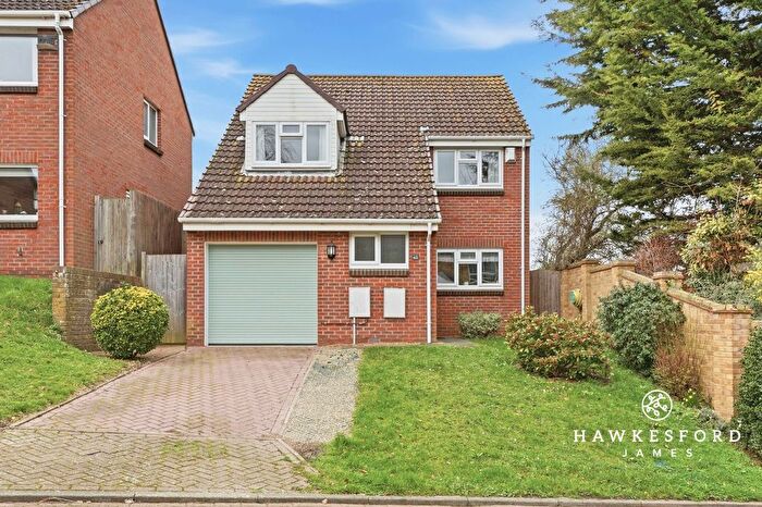 4 Bedroom Detached House For Sale In Fallowfield, Sittingbourne, ME10