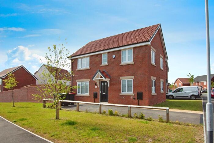 3 Bedroom Detached House For Sale In Gnatsnapper Close, Hucknall, Nottingham, NG15