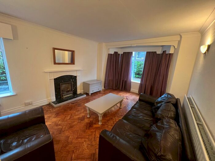 2 Bedroom Property To Rent In Melrose Court, Pontcanna, CF11