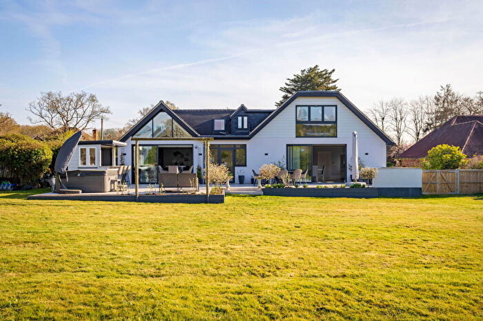 5 Bedroom Detached House For Sale In Bookhurst Road, Cranleigh, GU6