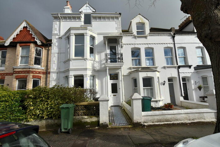 3 Bedroom Maisonette To Rent In St. Leonards Avenue, Hove, BN3