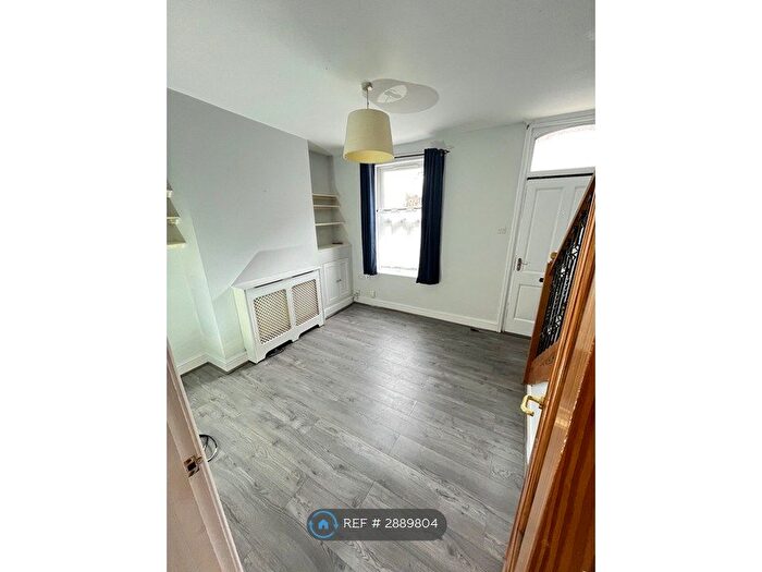 2 Bedroom Terraced House To Rent In Lansdowne Terrace, York, YO10
