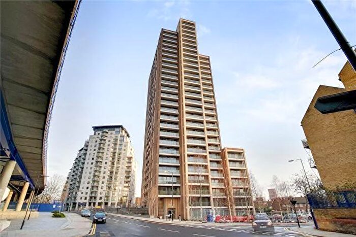 1 Bedroom Apartment To Rent In Heritage Tower, East Ferry Road, Canary Wharf, London, E14