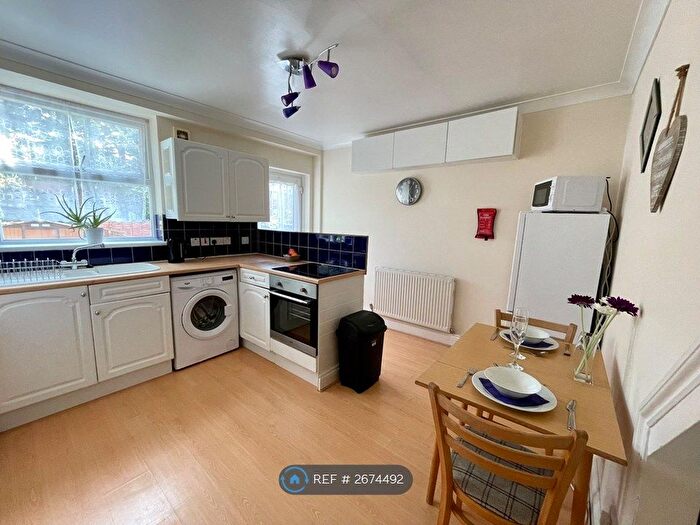 1 Bedroom Flat To Rent In William Street, Reading, RG1