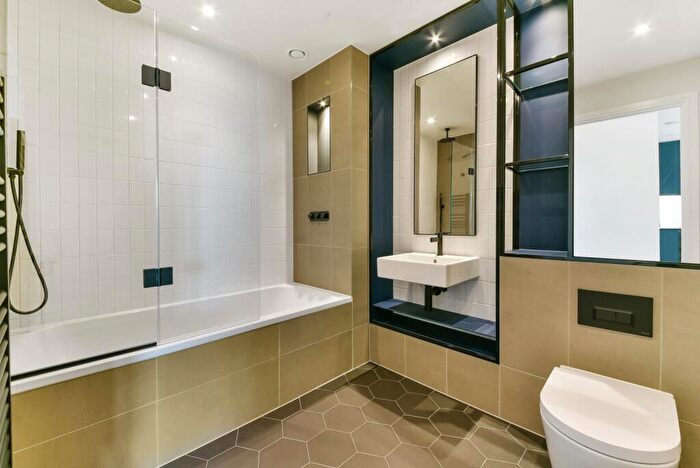 1 Bedroom Apartment To Rent In Unison House, Grand Union, London, HA0