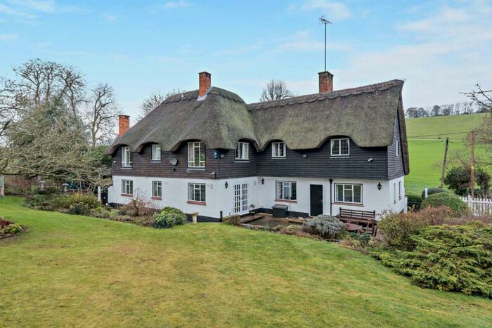 5 Bedroom Detached House For Sale In Rectory Road, Streatley, Reading, Berkshire, RG8