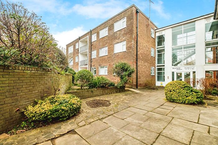 1 Bedroom Flat For Sale In Old Shoreham Road, Portslade, Brighton, BN41