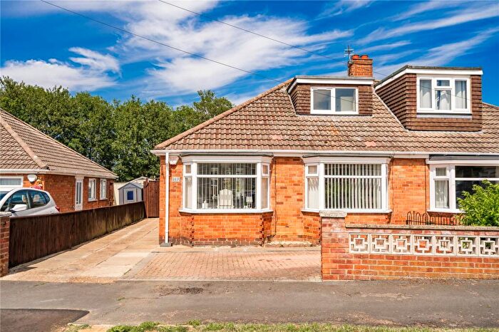 4 Bedroom Bungalow For Sale In Peaks Avenue, New Waltham, Grimsby, Lincolnshire, DN36