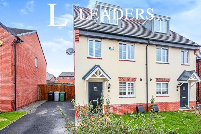 3 Bedroom Semi-Detached House To Rent In Springbank Road, CW2