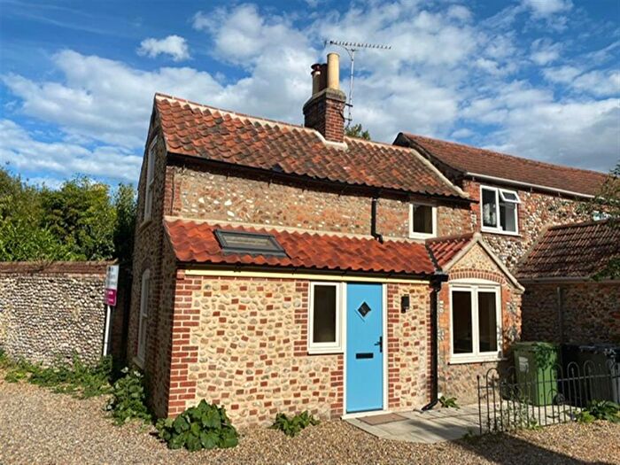 2 Bedroom End Of Terrace House For Sale In Weston Square, Holt, NR25