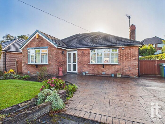 3 Bedroom Detached Bungalow For Sale In Kintore Avenue, Hazel Grove, Stockport, SK7
