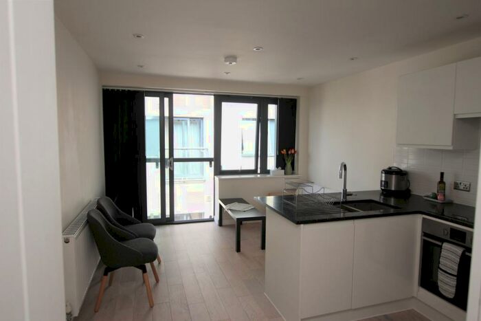 1 Bedroom Apartment To Rent In Horsham Gates, Horsham, RH13