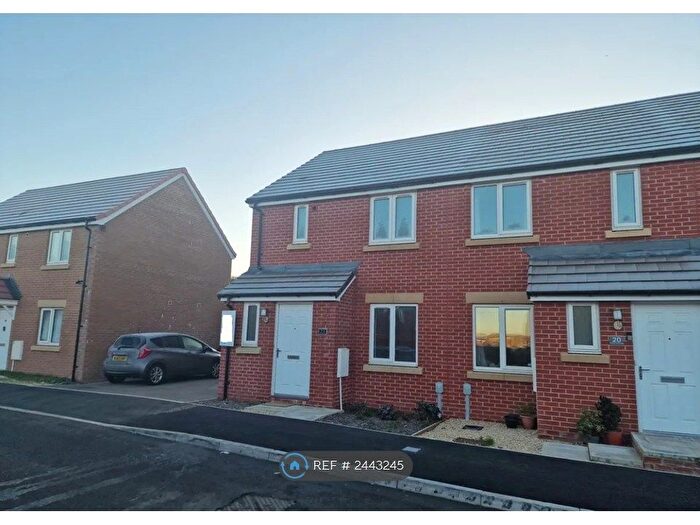 3 Bedroom Terraced House To Rent In George Boon Drive, Bristol, BS11